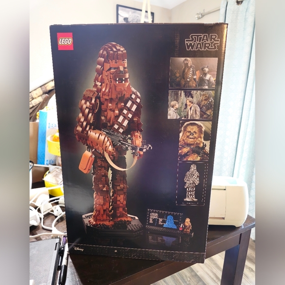 Lego Star Wars Chewbacca 75371 Mint Unopened Set 2,319 pieces - Picture 5 of 6